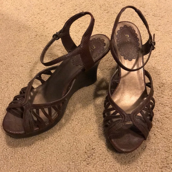 Wedges - Picture 2 of 3